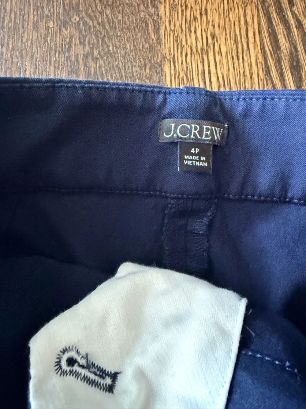 J. Crew Navy Wide-Leg crop Chinos 4 petite - Picture 3 of 3